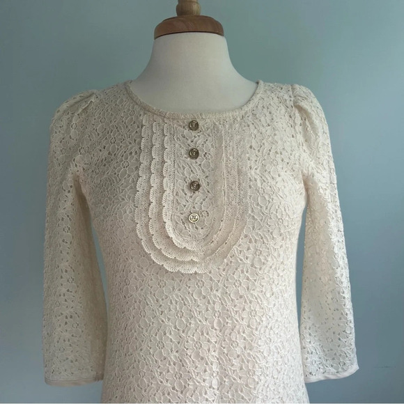 Juicy Couture Cream Lace Gold Button Shift Dress Size Medium - Picture 3 of 14